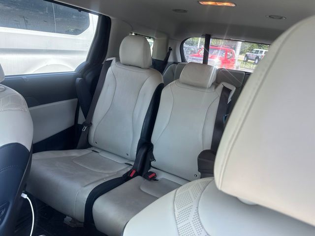 2025 Kia Carnival EX Washington MO