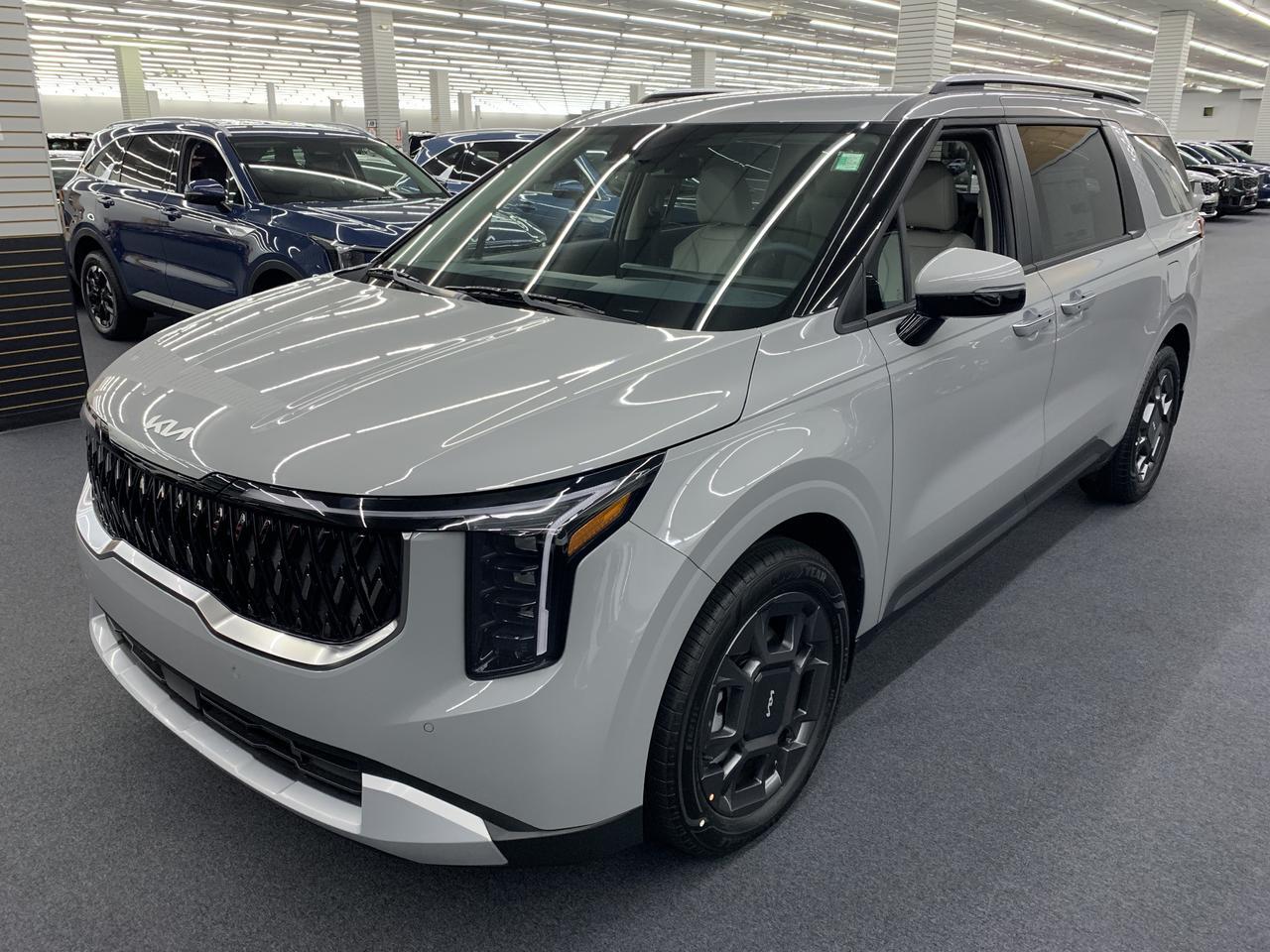 2025 Kia Carnival Hybrid EX FWD Benwood WV