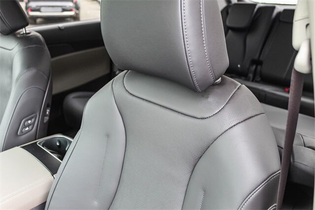 2025 Kia Carnival Hybrid EX Huntington Beach CA