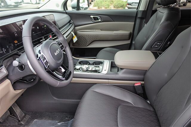 2025 Kia Carnival Hybrid EX Huntington Beach CA