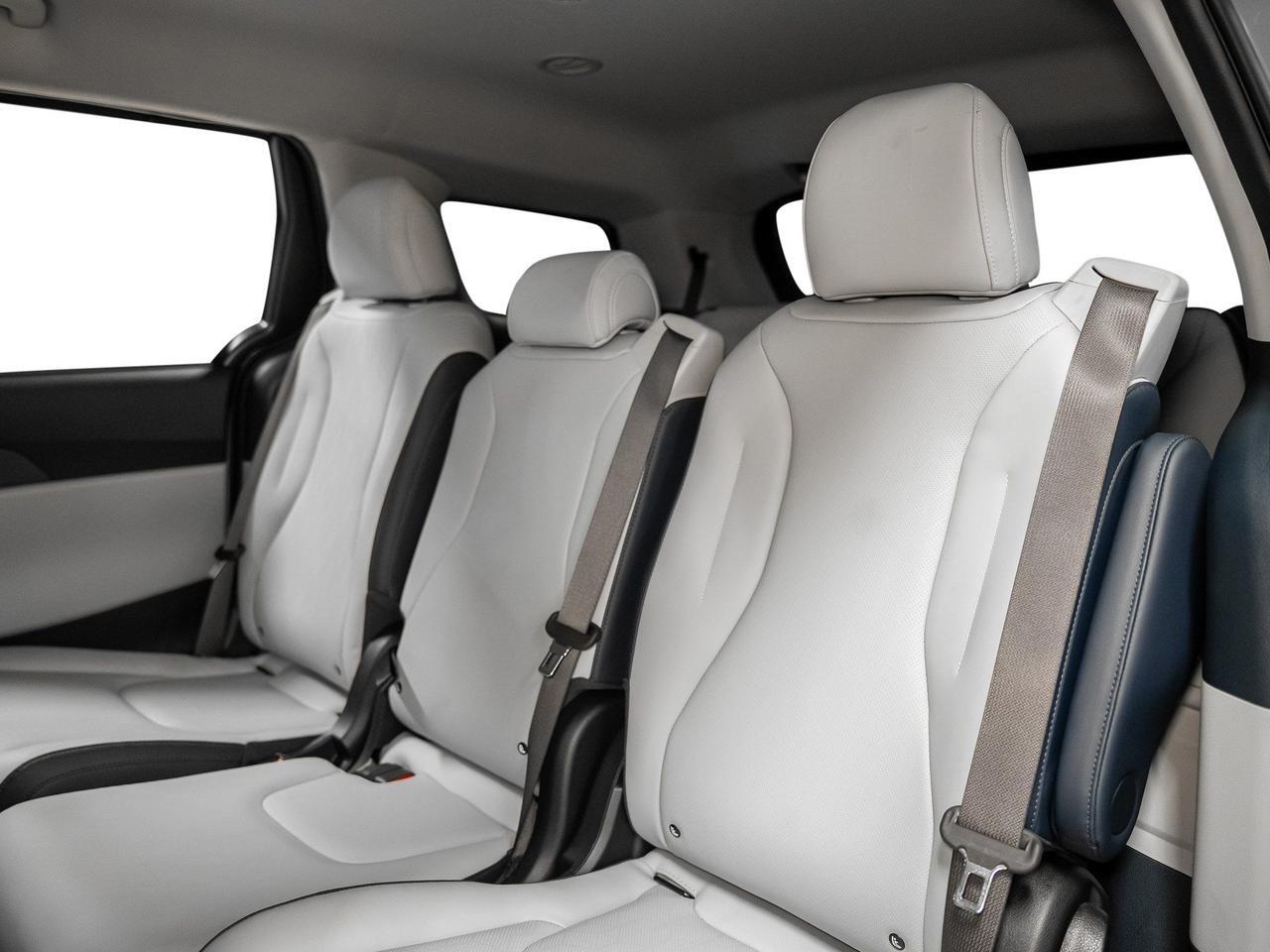 2025 Kia Carnival Hybrid EX Indianapolis IN