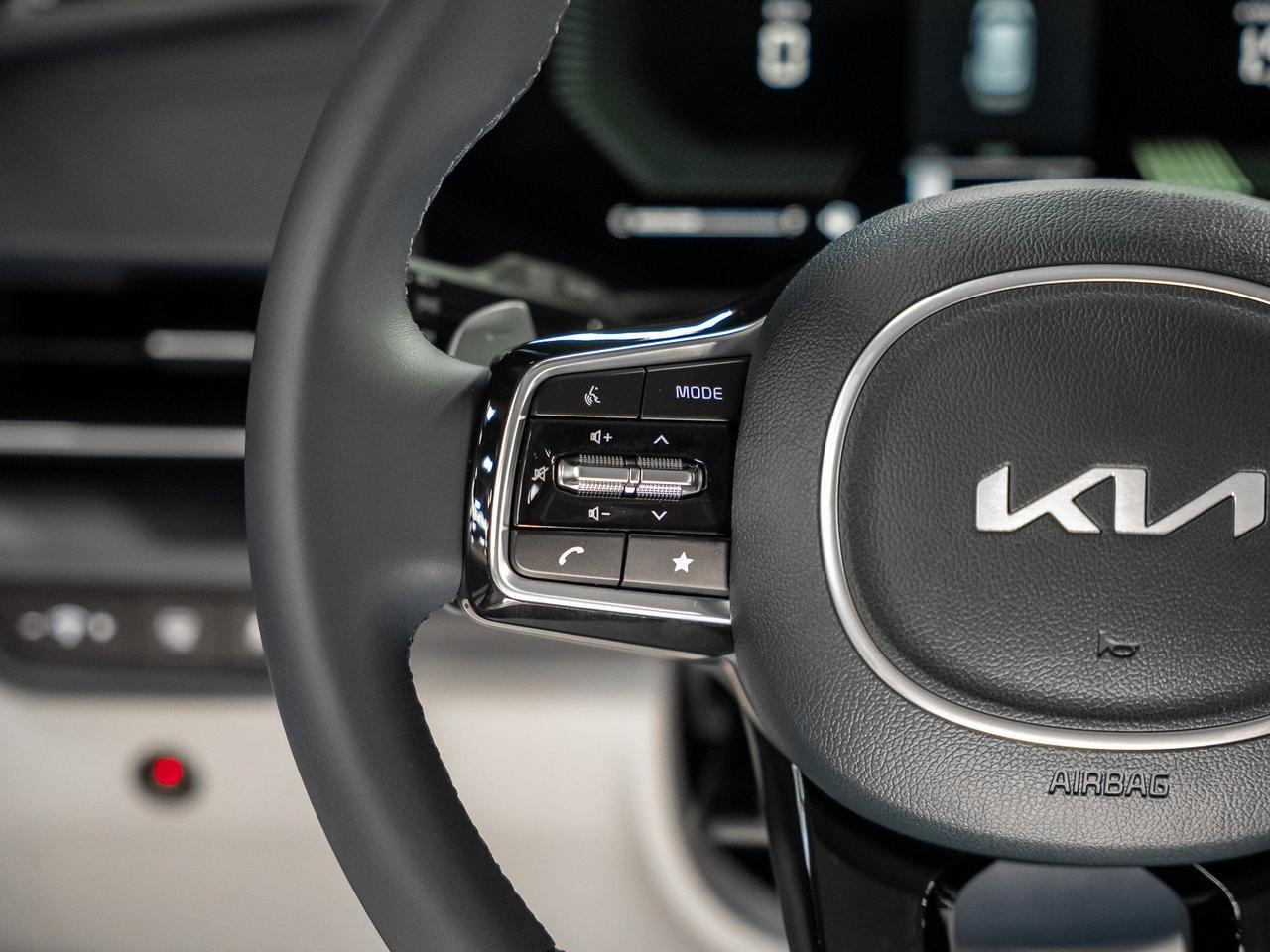 2025 Kia Carnival Hybrid EX Indianapolis IN