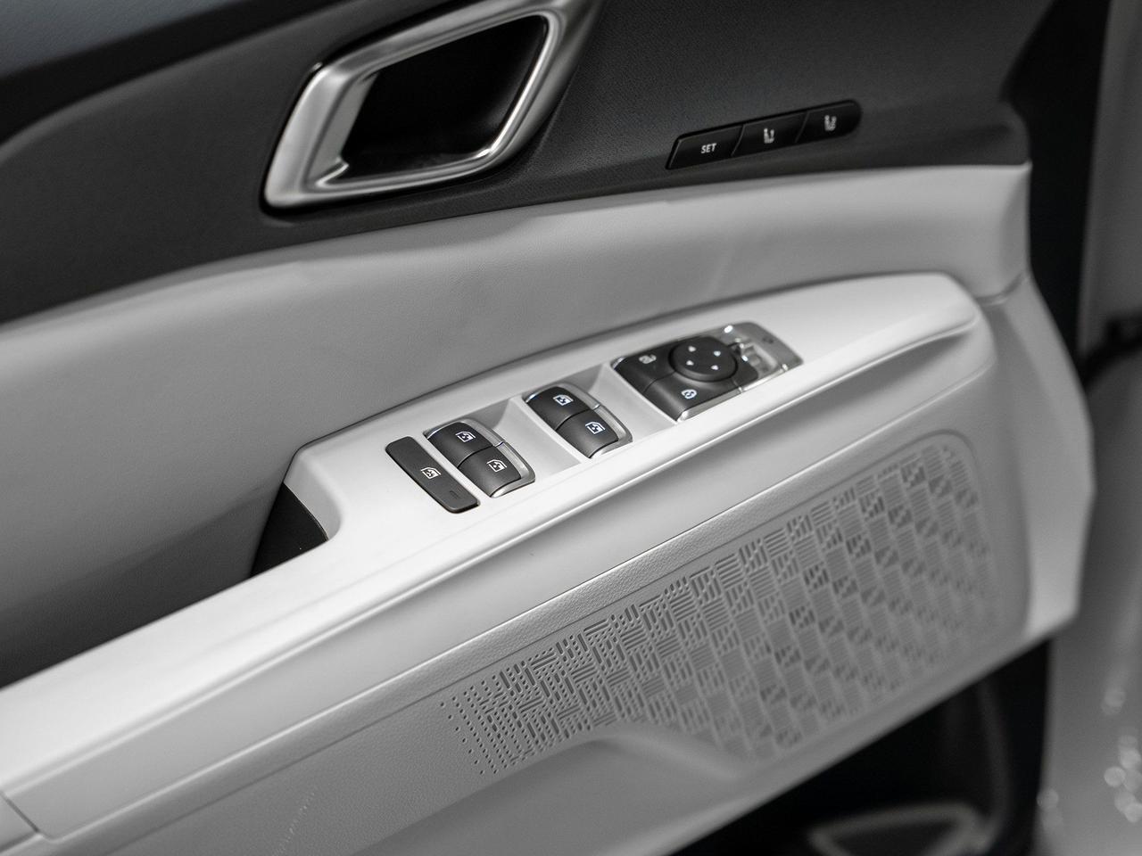 2025 Kia Carnival Hybrid EX Indianapolis IN