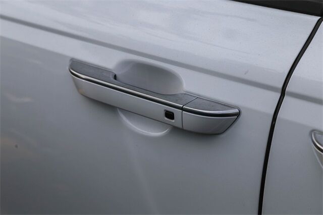 2025 Kia Carnival Hybrid EX Renton WA