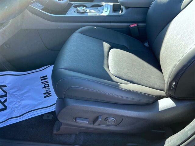 2025 Kia Carnival Hybrid LXS Cape Girardeau MO