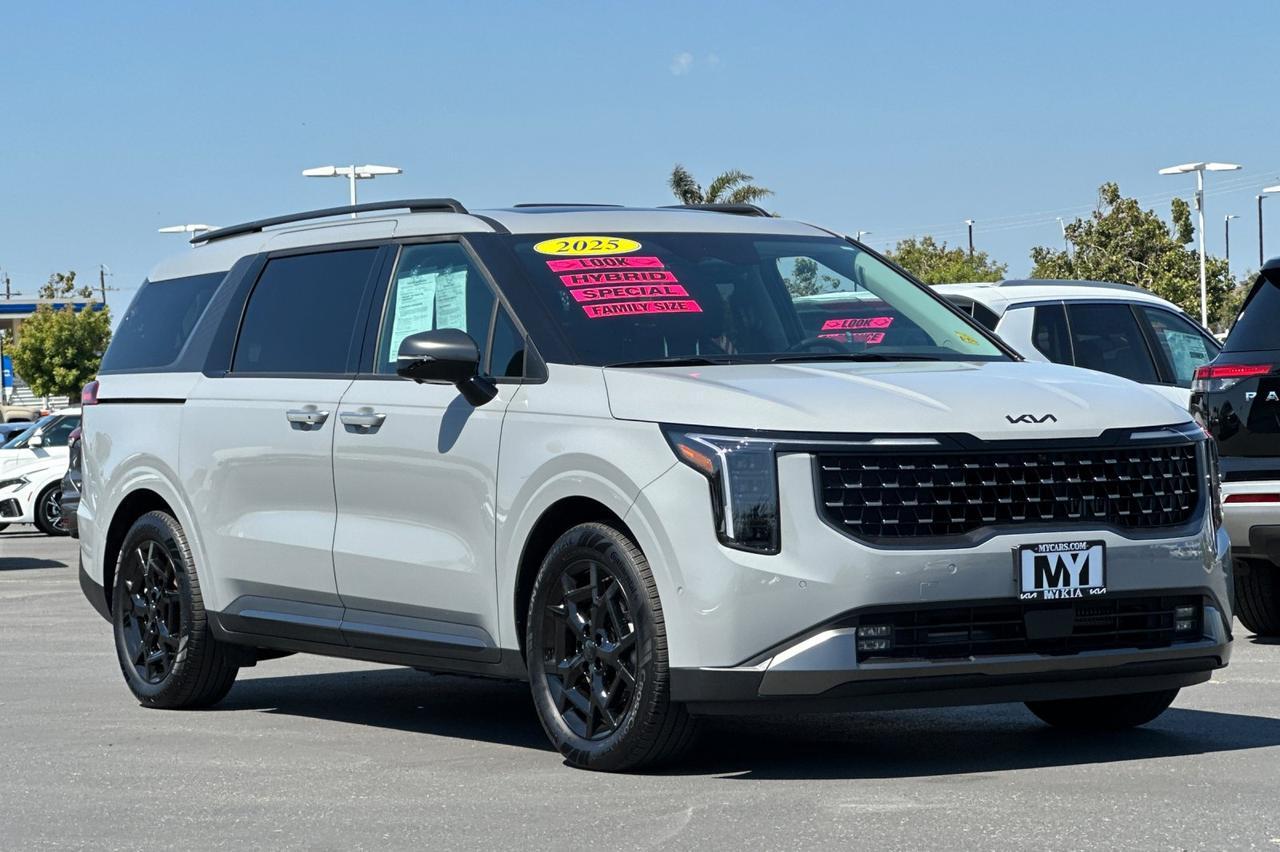 2025 Kia Carnival Hybrid SX Prestige Salinas CA