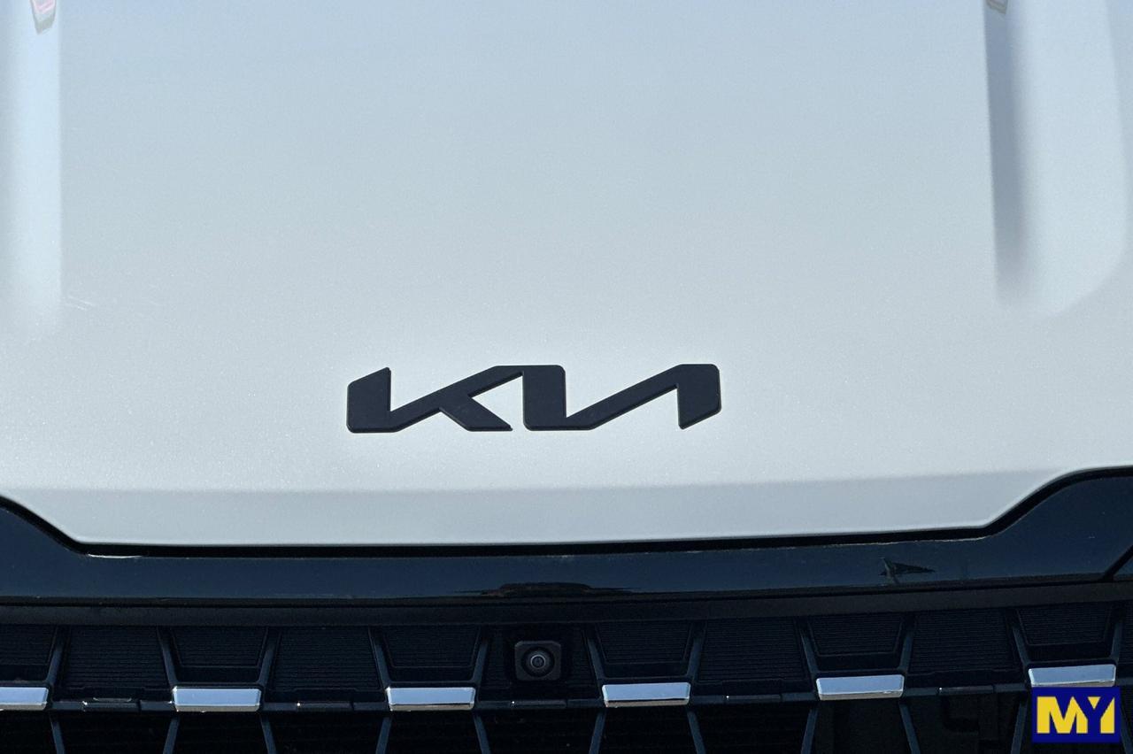 2025 Kia Carnival Hybrid SX Prestige Salinas CA