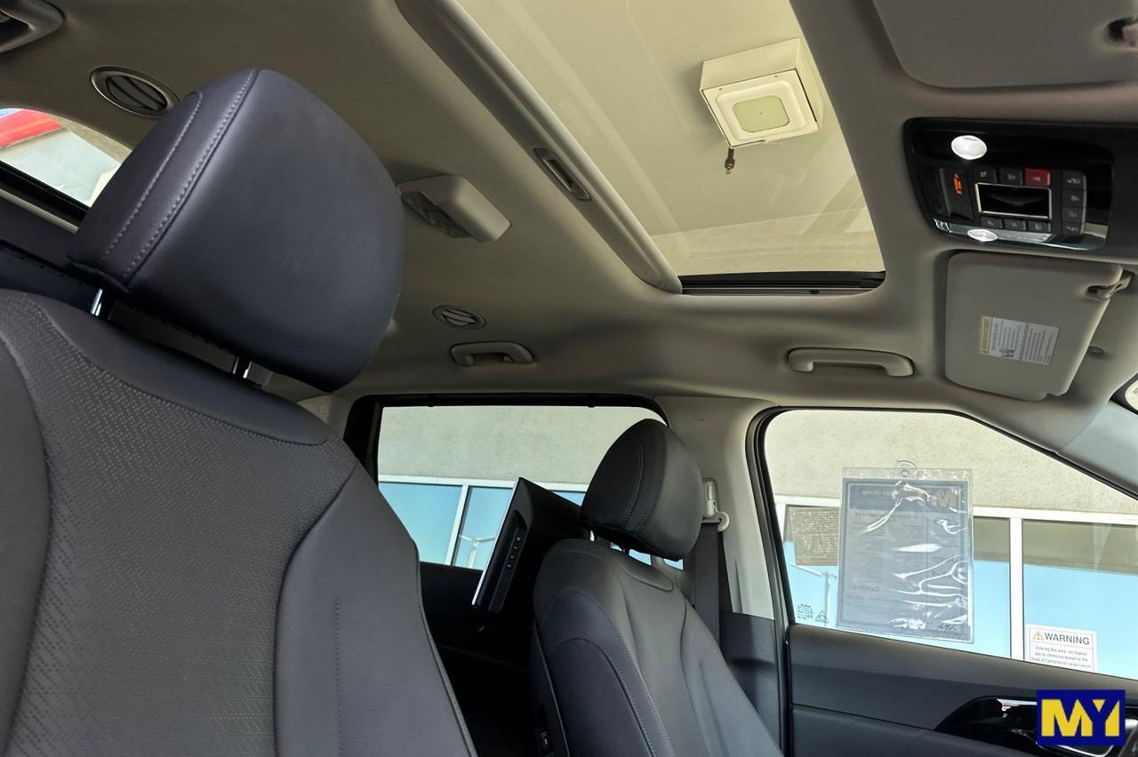 2025 Kia Carnival Hybrid SX Prestige Salinas CA