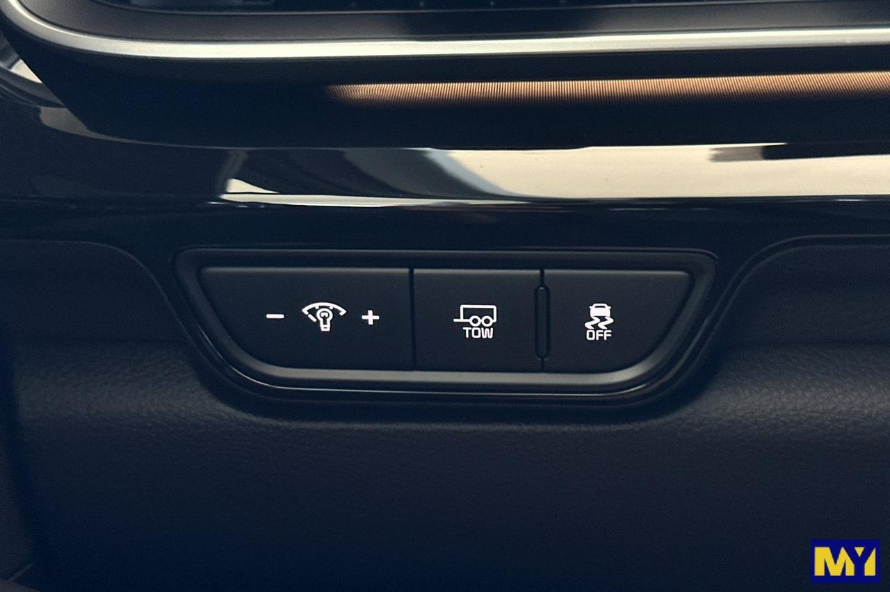 2025 Kia Carnival Hybrid SX Prestige Salinas CA