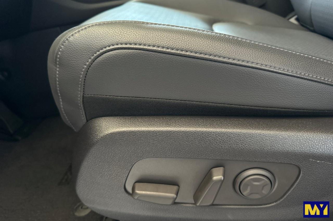 2025 Kia Carnival Hybrid SX Prestige Salinas CA