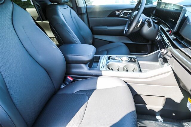 2025 Kia Carnival Hybrid SX Prestige Renton WA