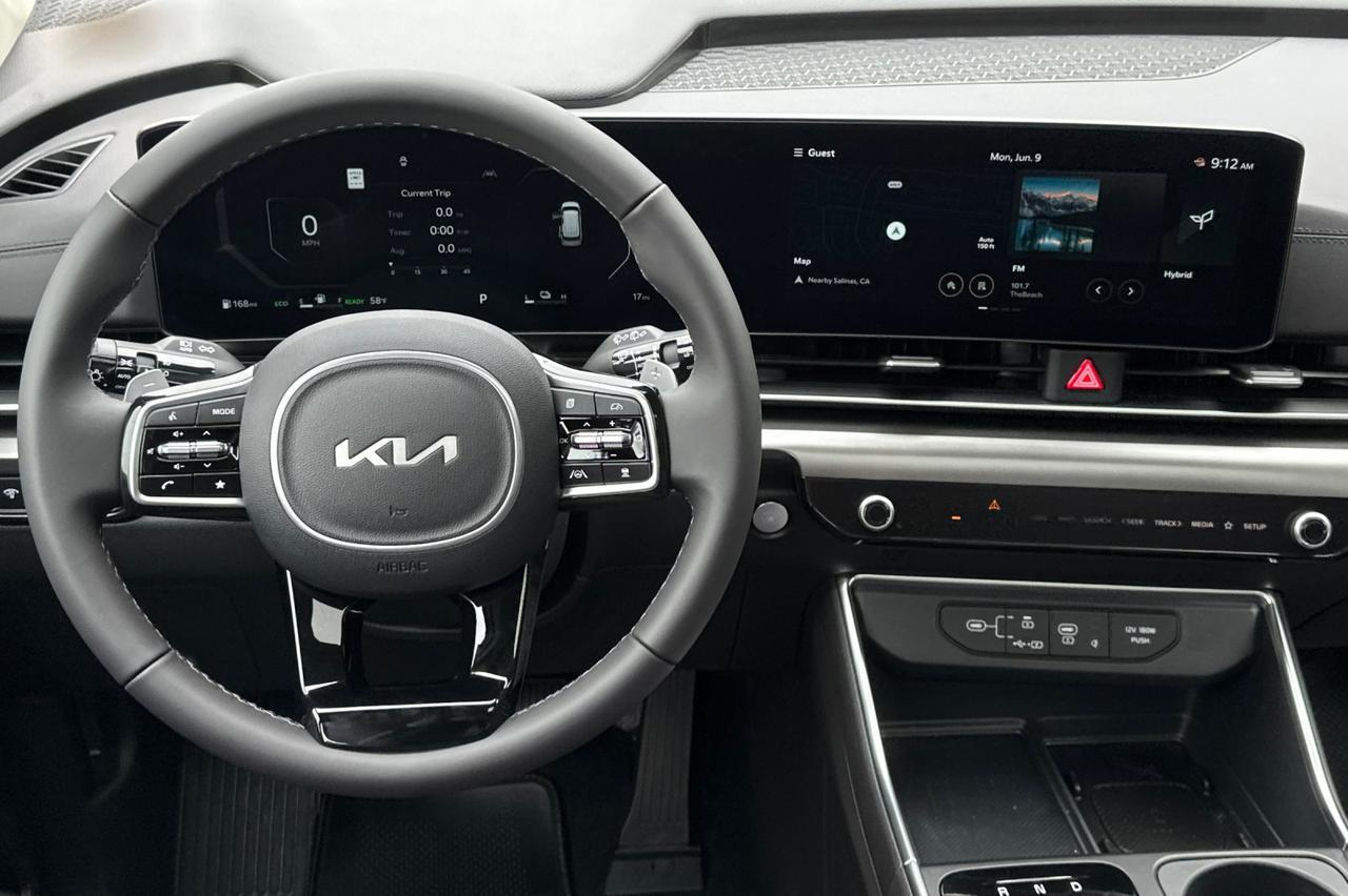 2025 Kia Carnival Hybrid SX Salinas CA