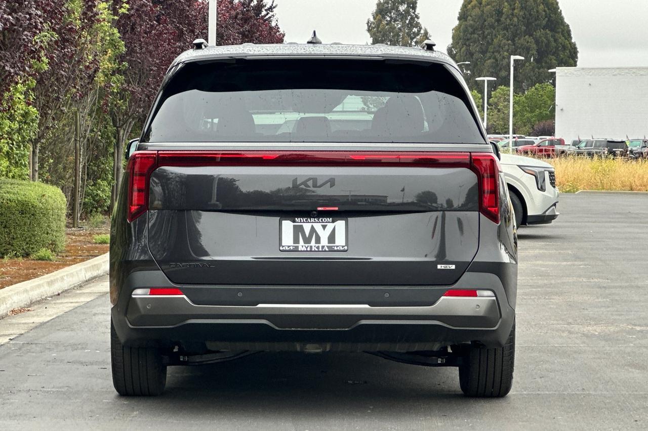 2025 Kia Carnival Hybrid SX Salinas CA