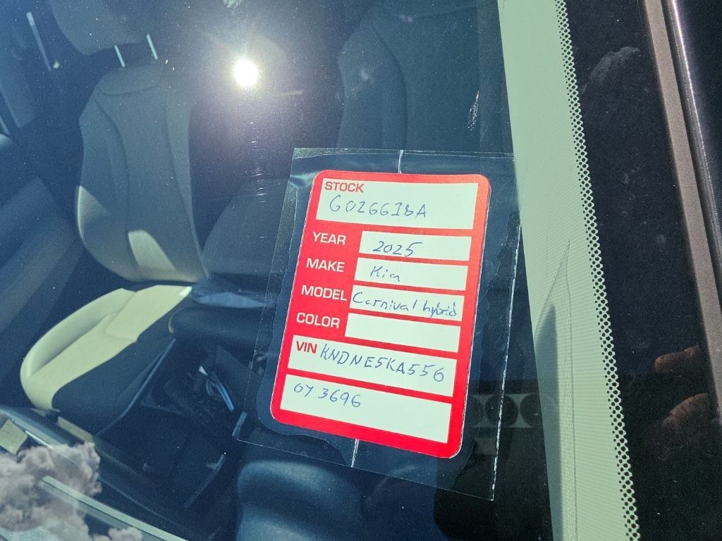 2025 Kia Carnival Hybrid SX San Clemente CA