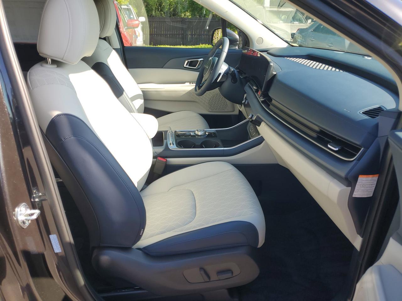 2025 Kia Carnival Hybrid SX St. Augustine FL
