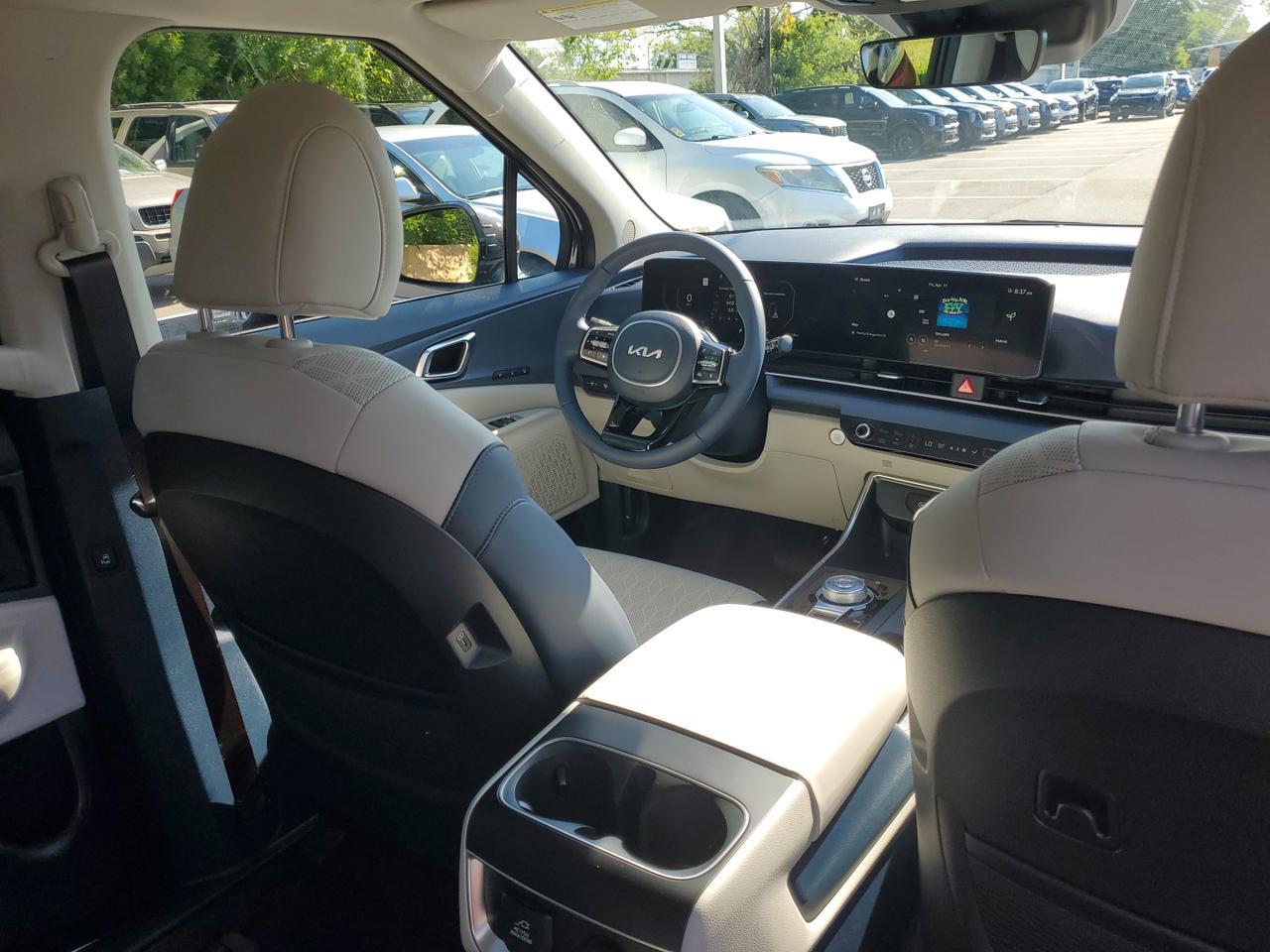 2025 Kia Carnival Hybrid SX St. Augustine FL