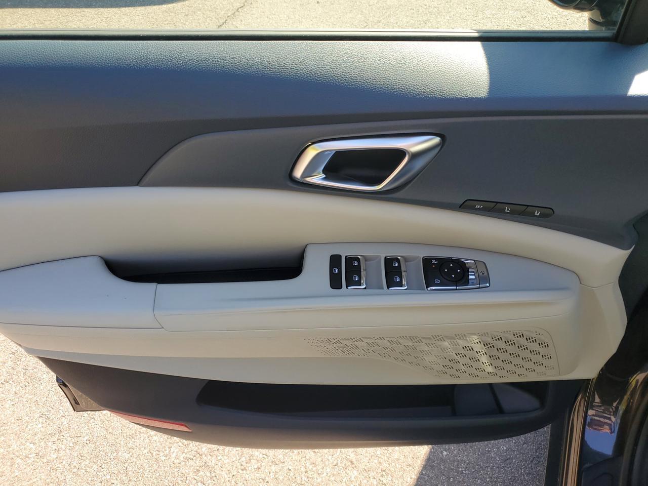 2025 Kia Carnival Hybrid SX St. Augustine FL
