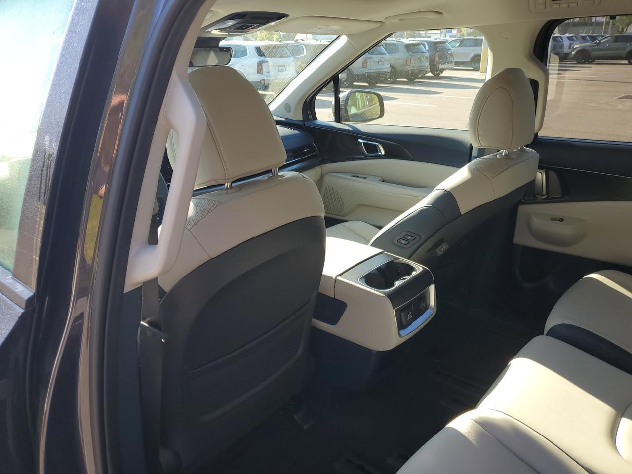 2025 Kia Carnival Hybrid SX St. Augustine FL