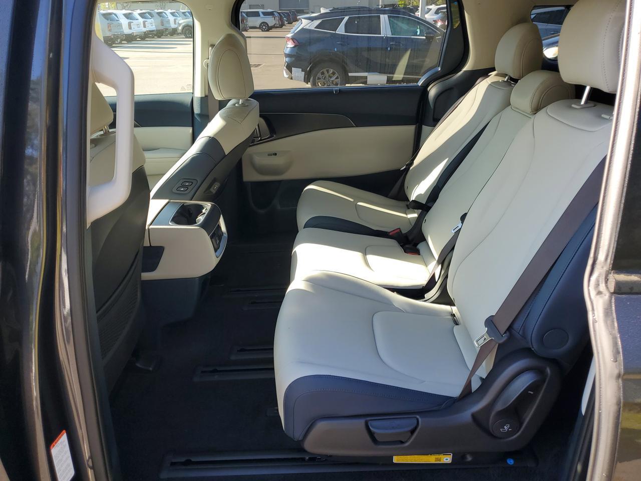 2025 Kia Carnival Hybrid SX St. Augustine FL