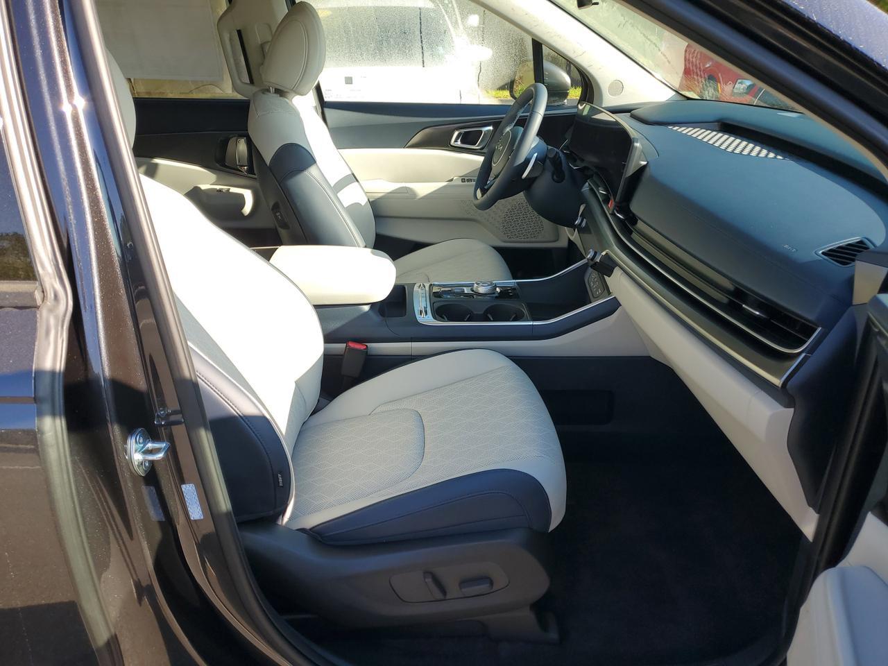 2025 Kia Carnival Hybrid SX St. Augustine FL