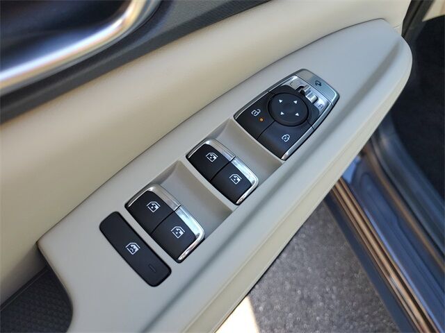 2025 Kia Carnival Hybrid SX St. Augustine FL