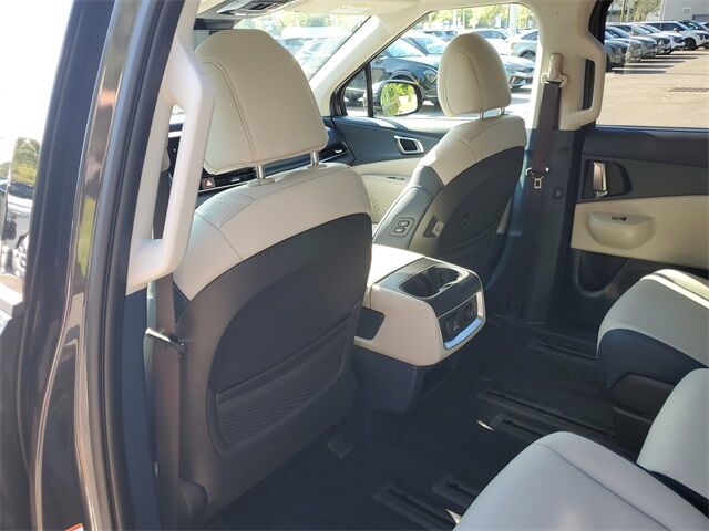 2025 Kia Carnival Hybrid SX St. Augustine FL