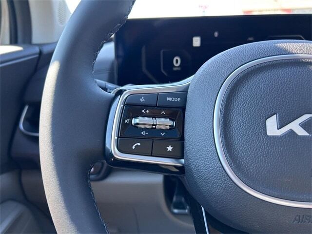 2025 Kia Carnival Hybrid SX Cape Girardeau MO