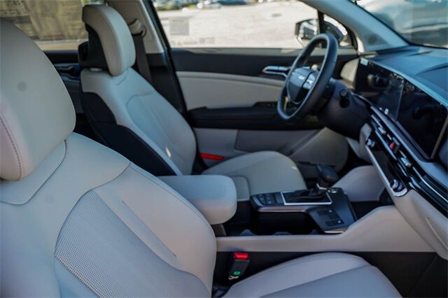 2025 Kia Carnival Hybrid SX Moreno Valley CA