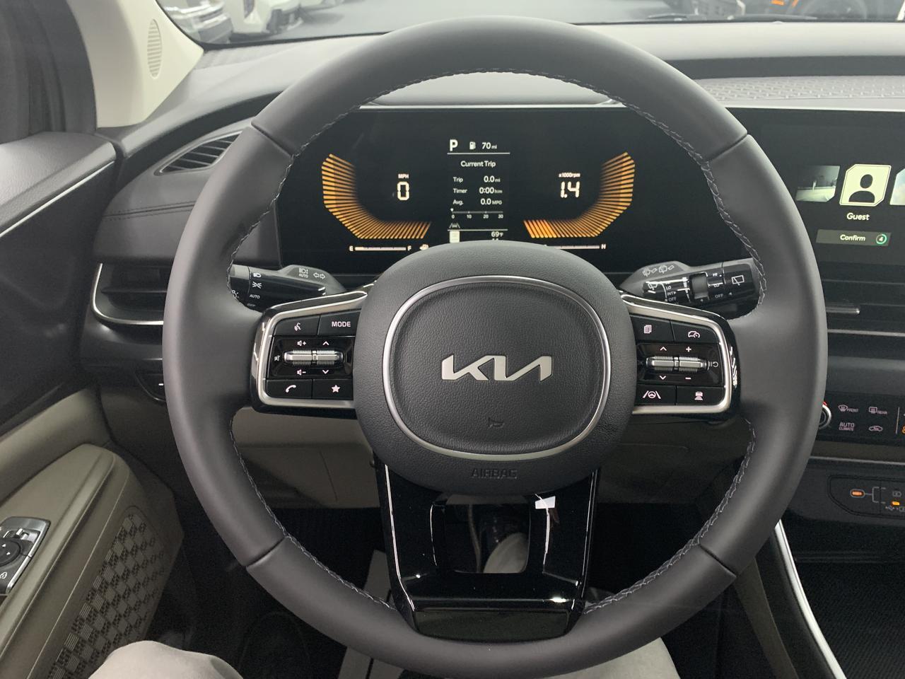 2025 Kia Carnival LXS FWD Benwood WV