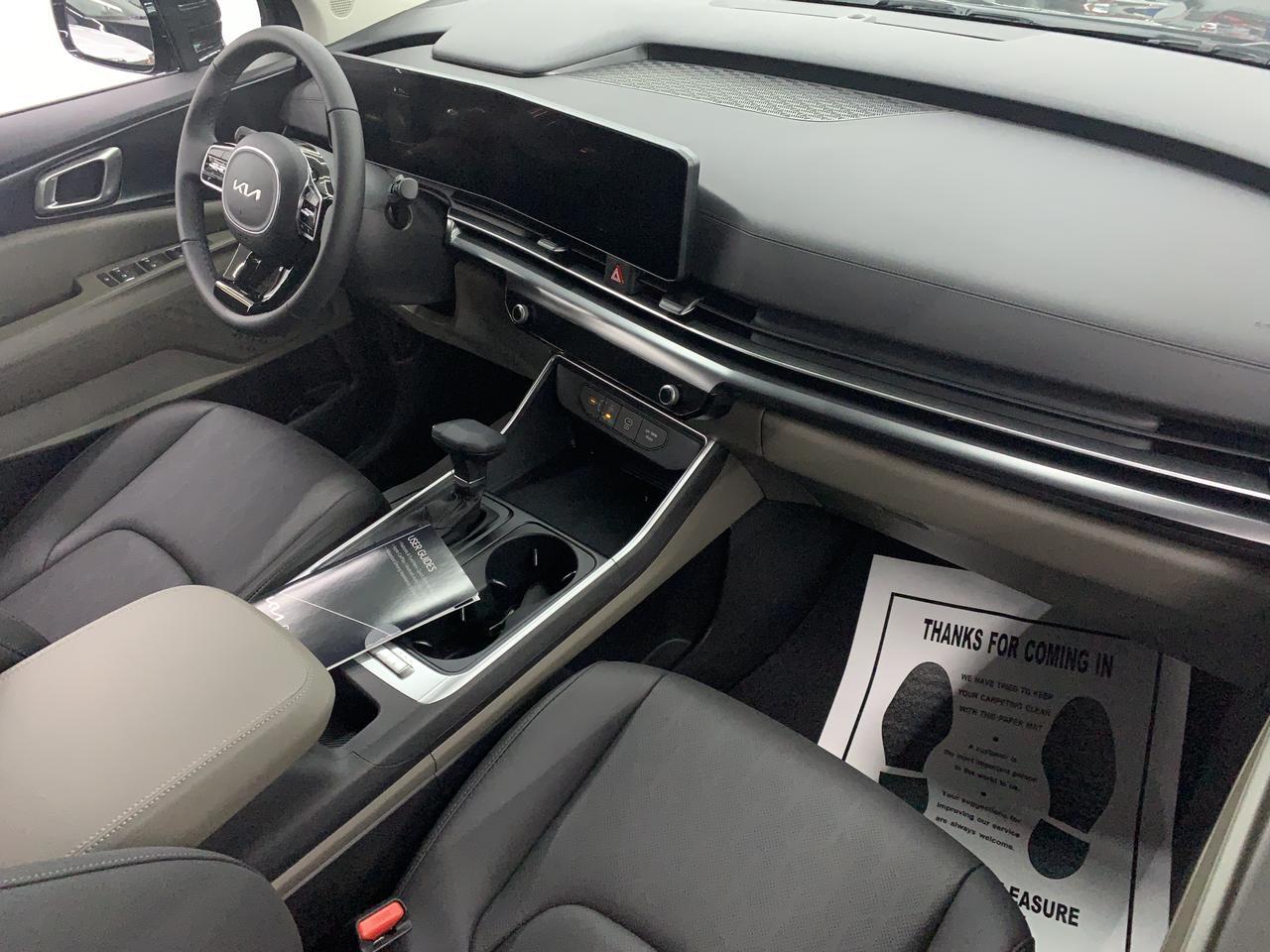 2025 Kia Carnival LXS FWD Benwood WV