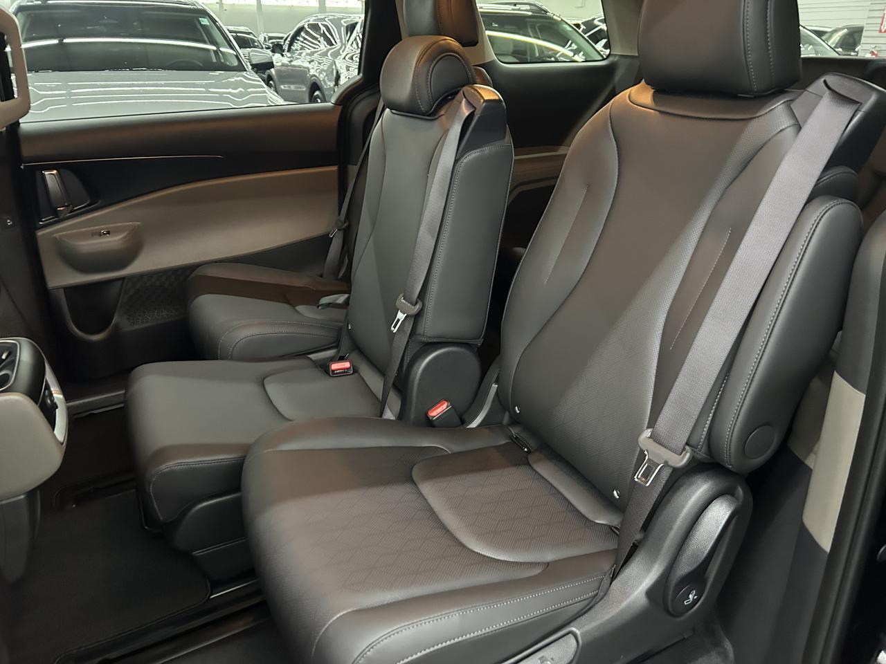 2025 Kia Carnival LXS FWD Benwood WV