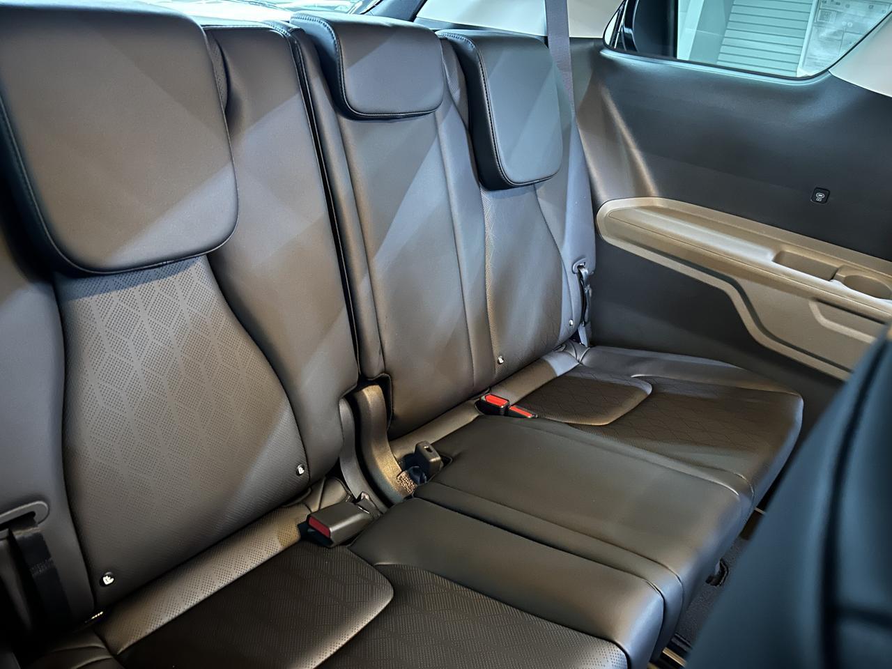 2025 Kia Carnival LXS FWD Benwood WV