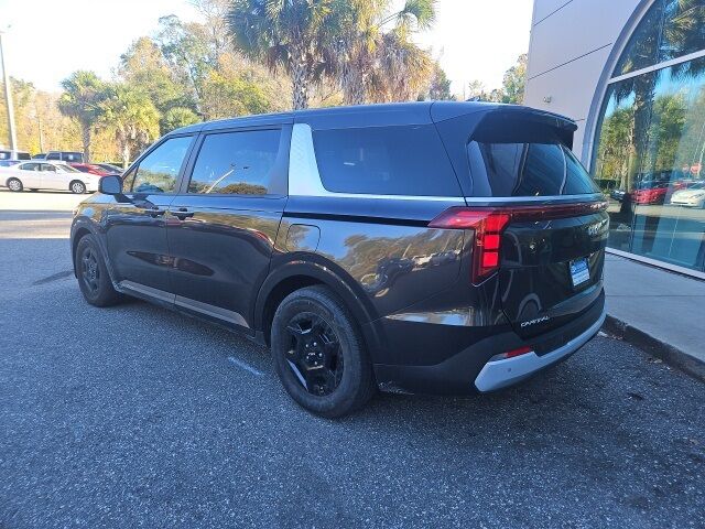 2025 Kia Carnival LXS