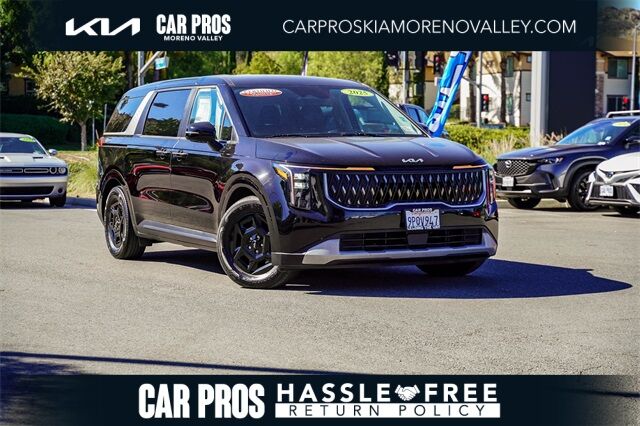 2025 Kia Carnival LXS