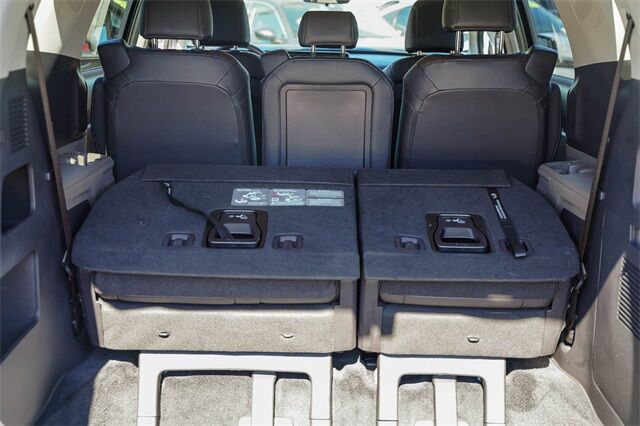 2025 Kia Carnival LXS Moreno Valley CA