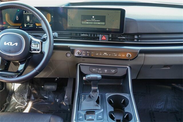 2025 Kia Carnival LXS Moreno Valley CA