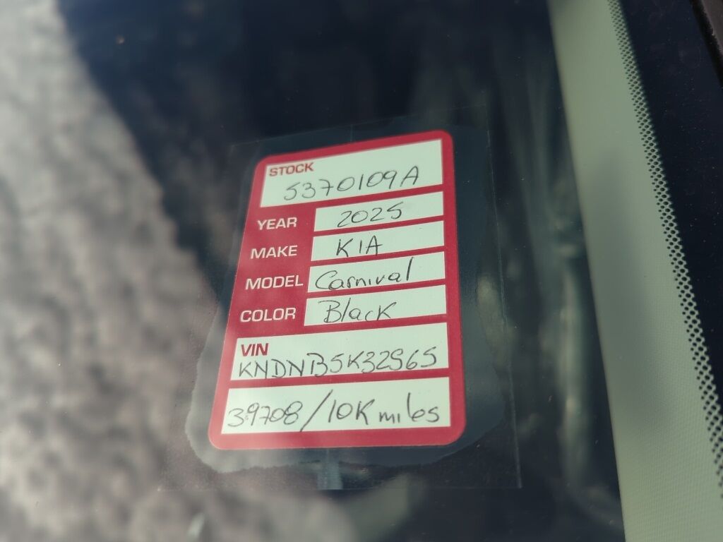 2025 Kia Carnival LXS San Clemente CA