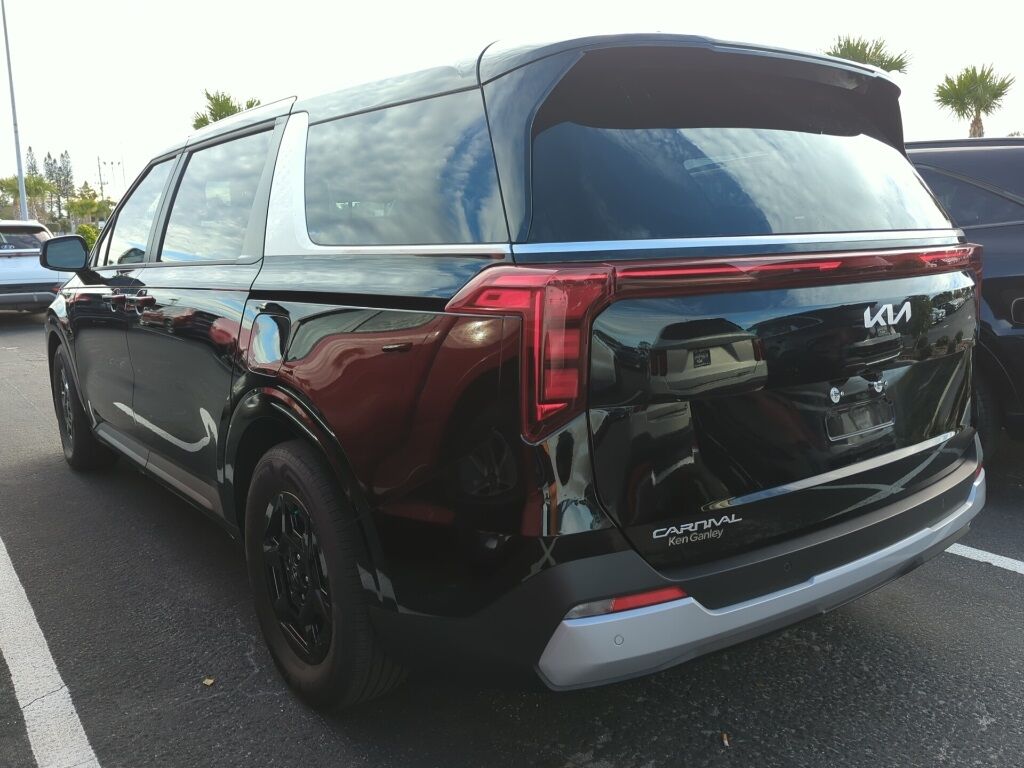 2025 Kia Carnival LXS San Clemente CA