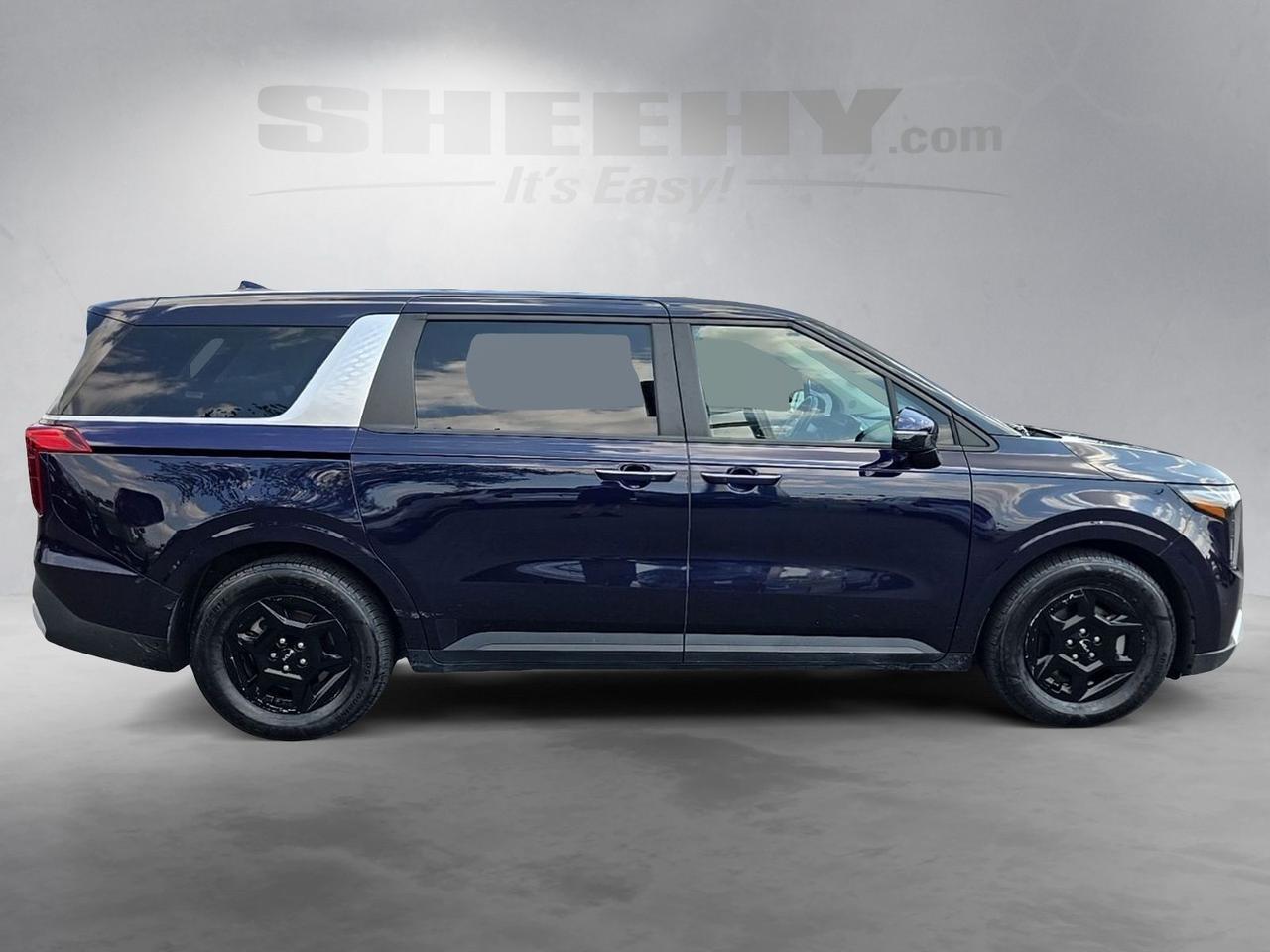 2025 Kia Carnival LXS Fredericksburg VA