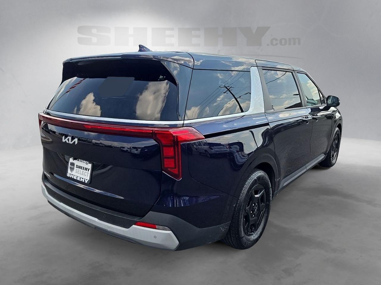 2025 Kia Carnival LXS Fredericksburg VA
