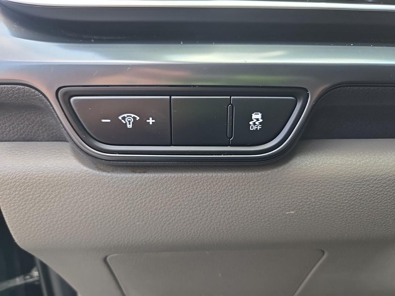 2025 Kia Carnival LXS Fredericksburg VA