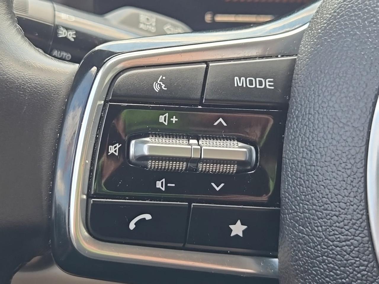 2025 Kia Carnival LXS Fredericksburg VA