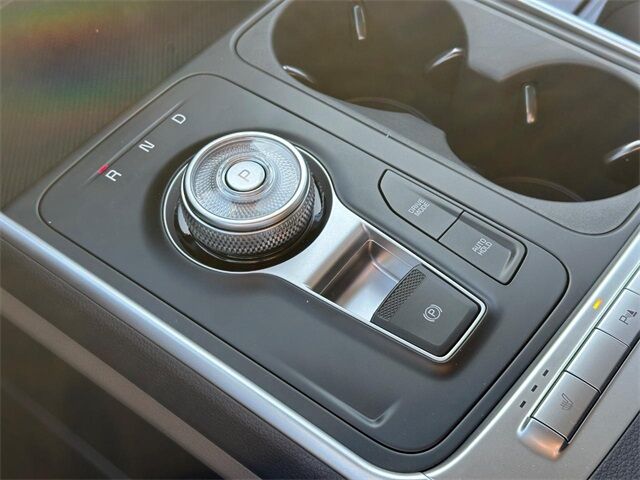 2025 Kia Carnival MPV Hybrid LXS Cape Girardeau MO