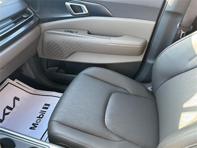 2025 Kia Carnival MPV Hybrid LXS Cape Girardeau MO