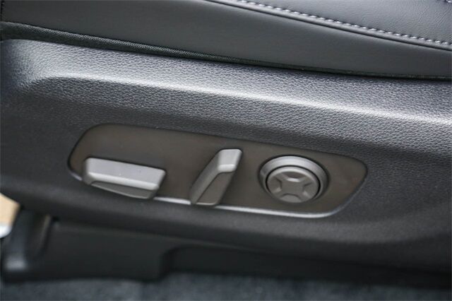 2025 Kia Carnival MPV Hybrid LXS Tacoma WA
