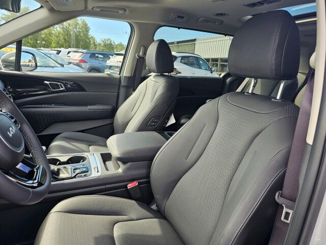 2025 Kia Carnival MPV SX Prestige Bellingham WA