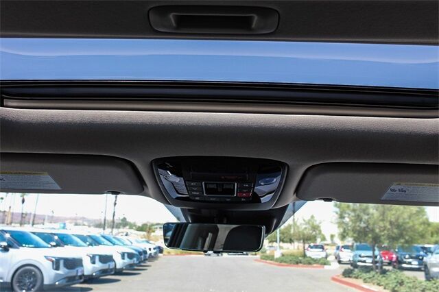 2025 Kia Carnival MPV SX Prestige Renton WA
