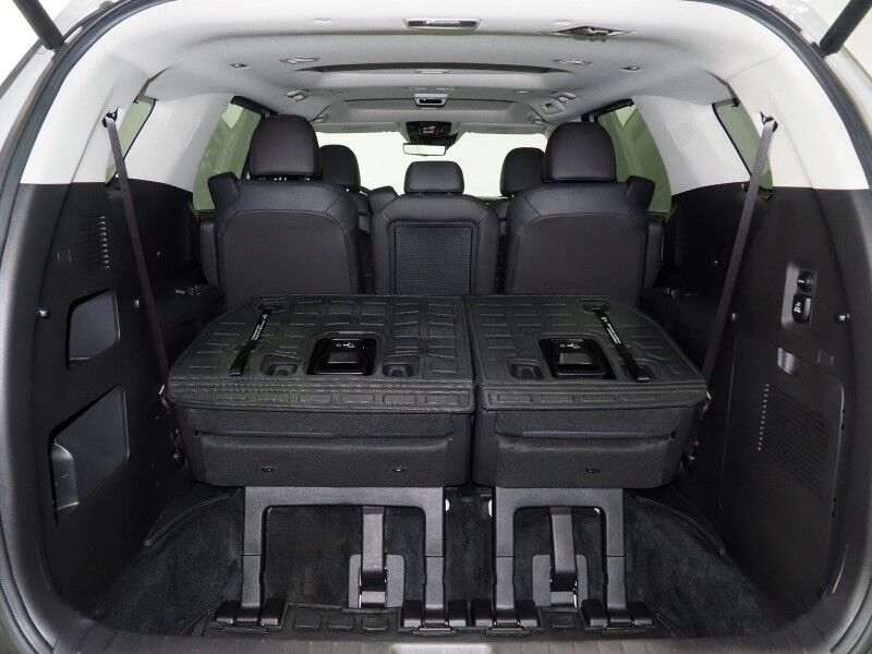 2025 Kia Carnival SX Prestige *HEADS-UP DISPLAY, NAVIGATION, ADAPTIVE CRUISE, SAFETY ALERTS, 360 VIEW CAMERAS, DUAL PANEL MOONROOF, LEATHER, CLIMATE SEATS, HEATED STEERING, 8-SEATER, REMOTE START, POWER LIFTGATE, BOSE, WIRELESS CHARGING, ANDROID & APPLE Round Rock TX