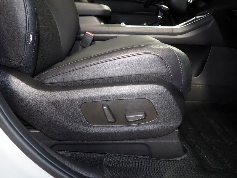2025 Kia Carnival SX Prestige *HEADS-UP DISPLAY, NAVIGATION, ADAPTIVE CRUISE, SAFETY ALERTS, 360 VIEW CAMERAS, DUAL PANEL MOONROOF, LEATHER, CLIMATE SEATS, HEATED STEERING, 8-SEATER, REMOTE START, POWER LIFTGATE, BOSE, WIRELESS CHARGING, ANDROID & APPLE Round Rock TX