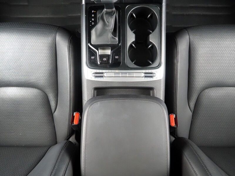 2025 Kia Carnival SX Prestige *HEADS-UP DISPLAY, NAVIGATION, ADAPTIVE CRUISE, SAFETY ALERTS, 360 VIEW CAMERAS, DUAL PANEL MOONROOF, LEATHER, CLIMATE SEATS, HEATED STEERING, 8-SEATER, REMOTE START, POWER LIFTGATE, BOSE, WIRELESS CHARGING, ANDROID & APPLE Round Rock TX